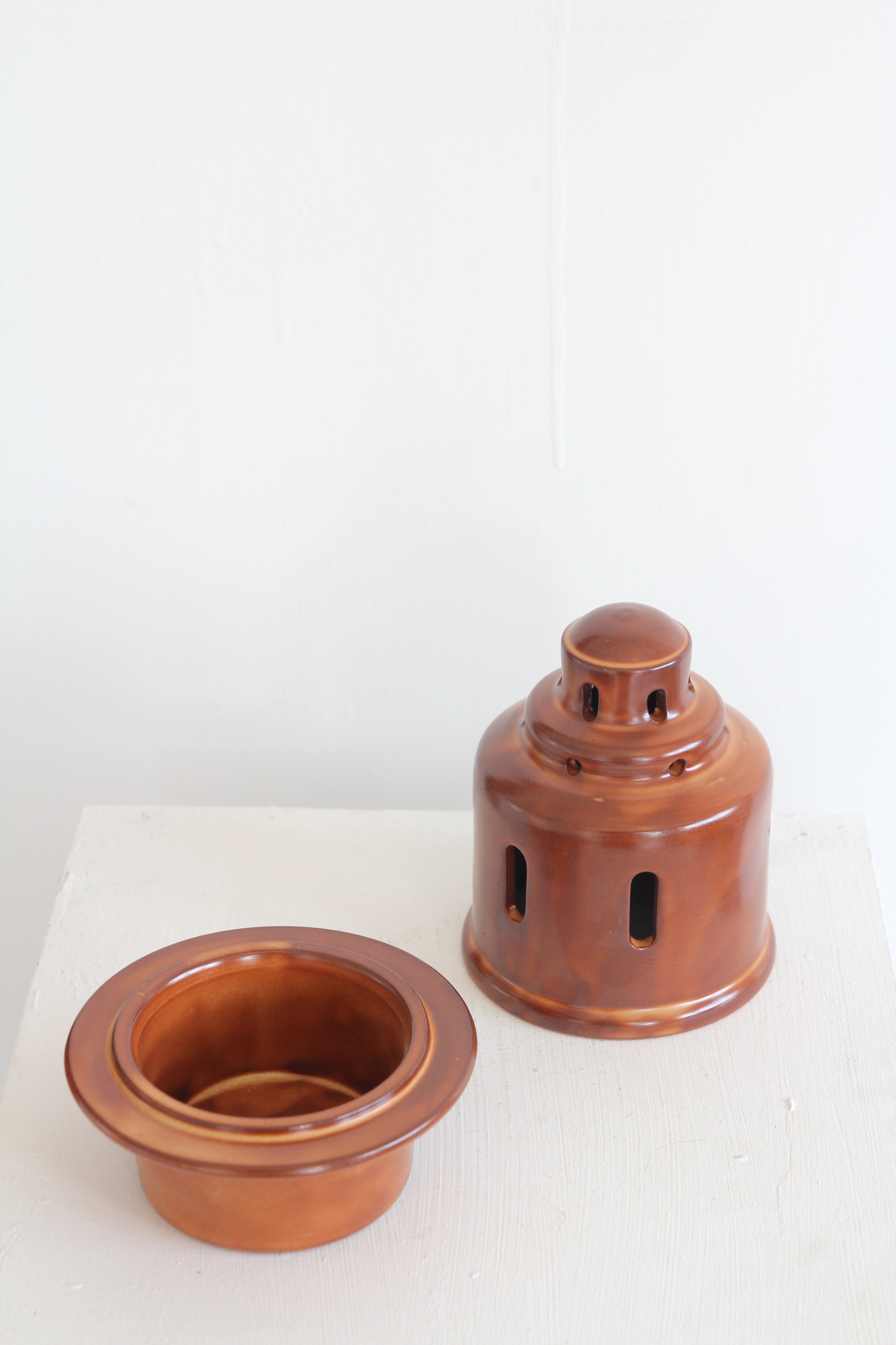 ceramic candle holder