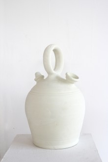 salt clay vase - round