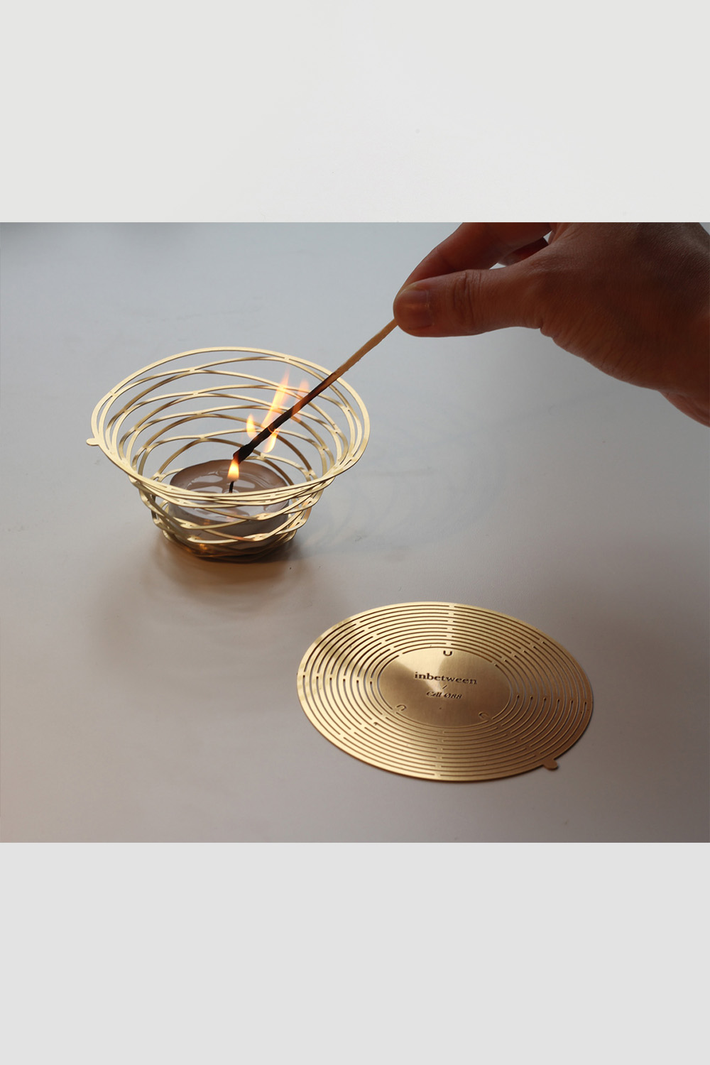 brass candle holder - circle