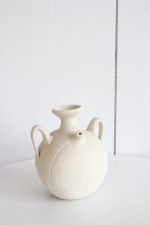 salt clay vase - flatback