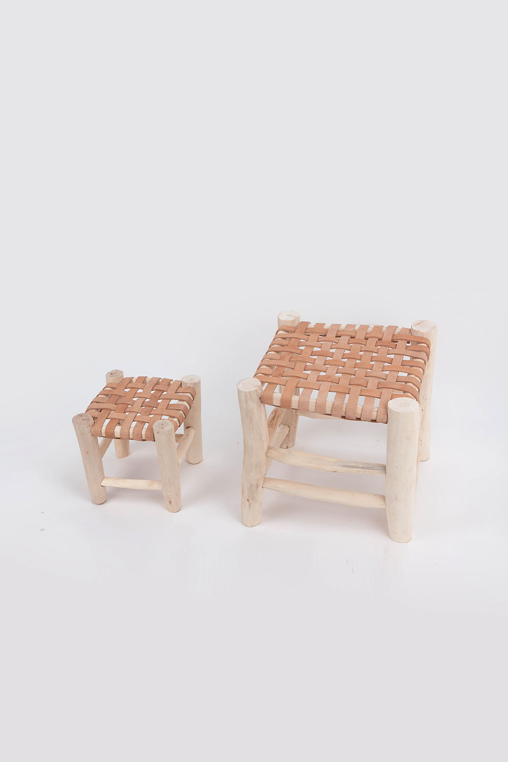 leather stool - medium (예약 5/20)