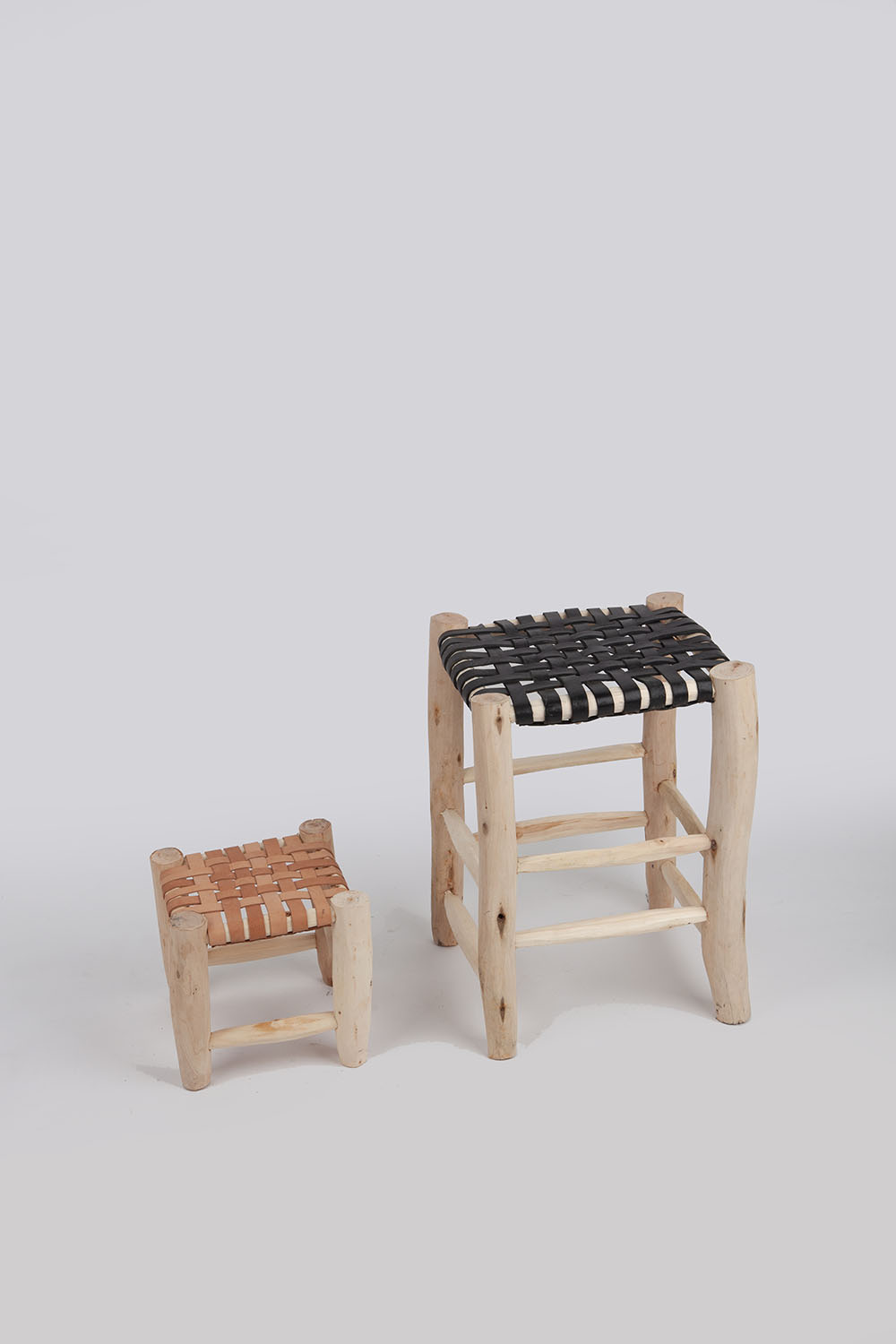 leather stool - small (예약 5/20)