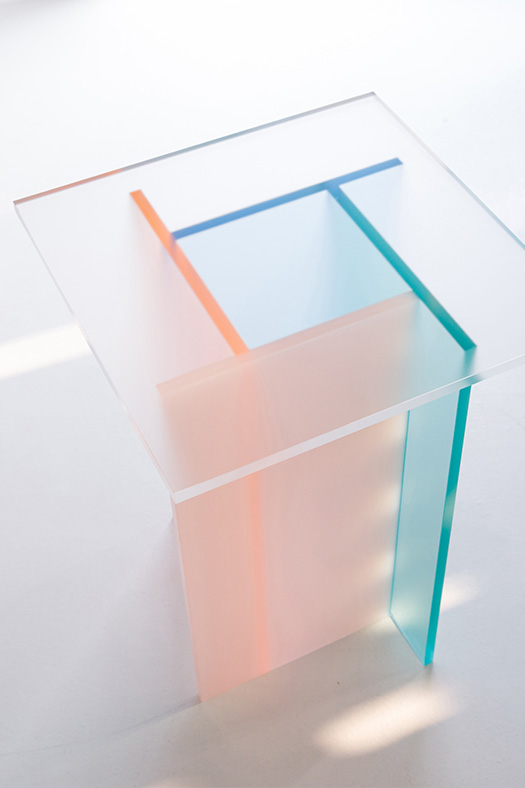 Aurora table - medium