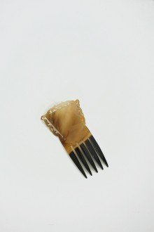 horn hair barrette - no.3