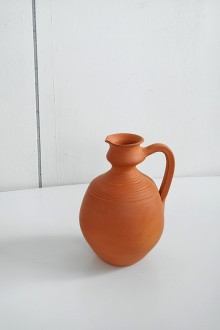 terracotta SH jug - M