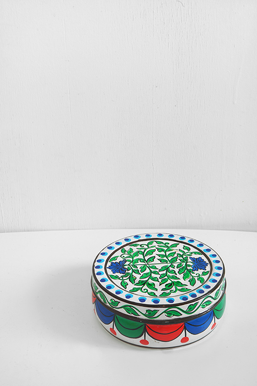 decoration case - L leaves