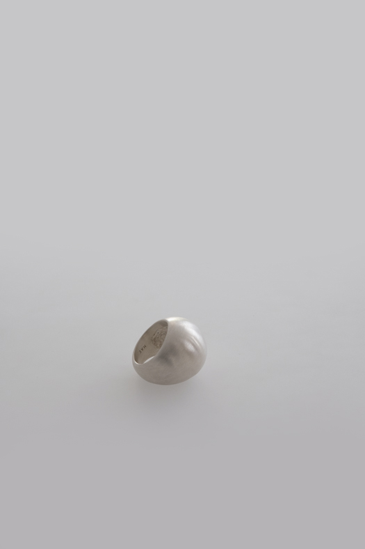 One side sphere ring