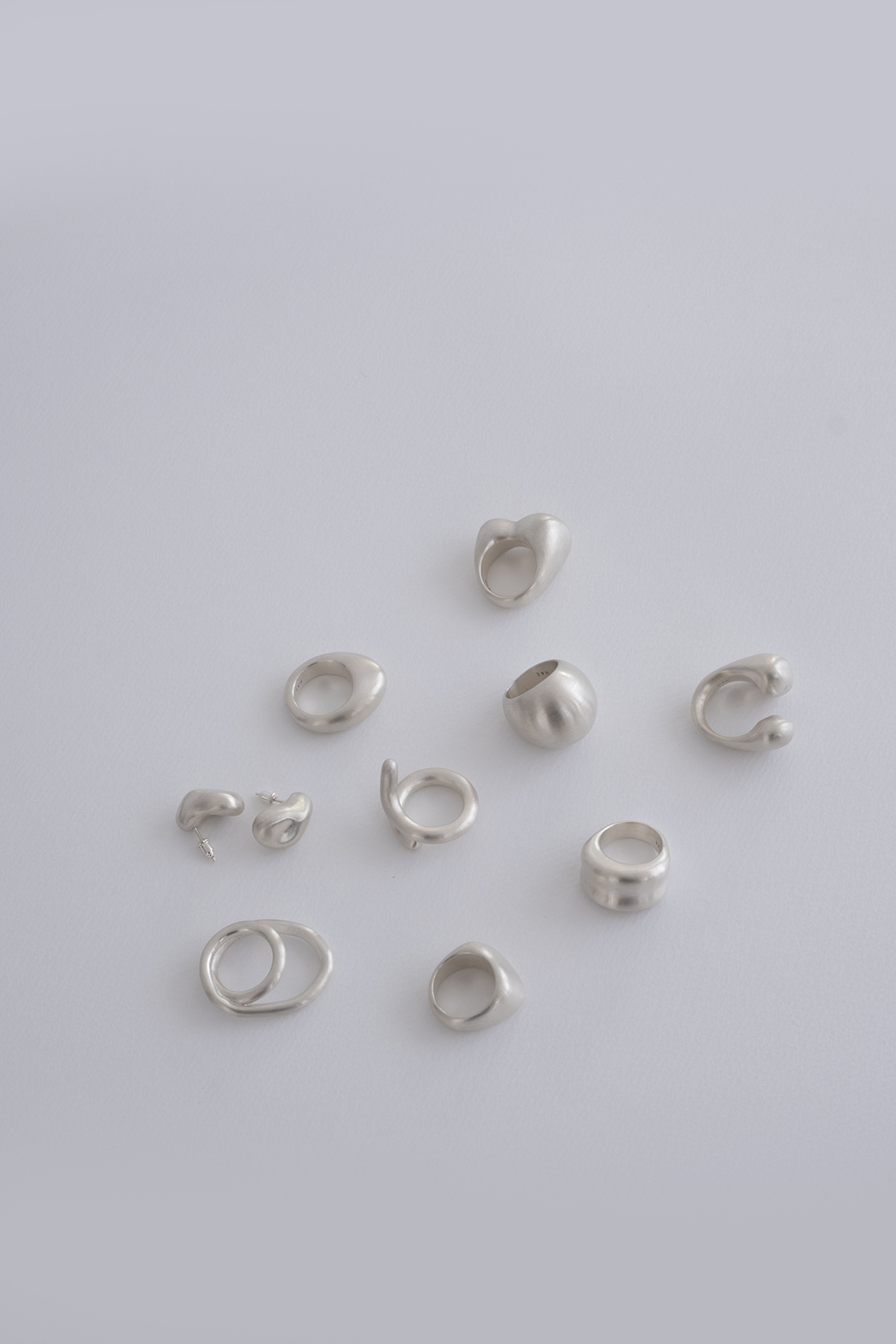 One side sphere ring