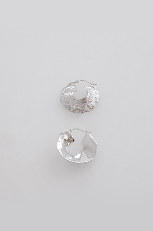 Round Ment Earring