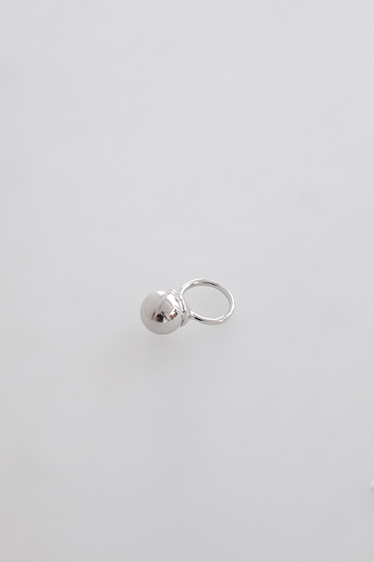 Big Ball Ring