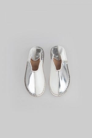 half half slipper - silver & white