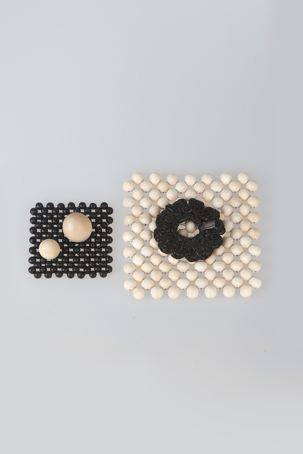 wooden place matt - black S
