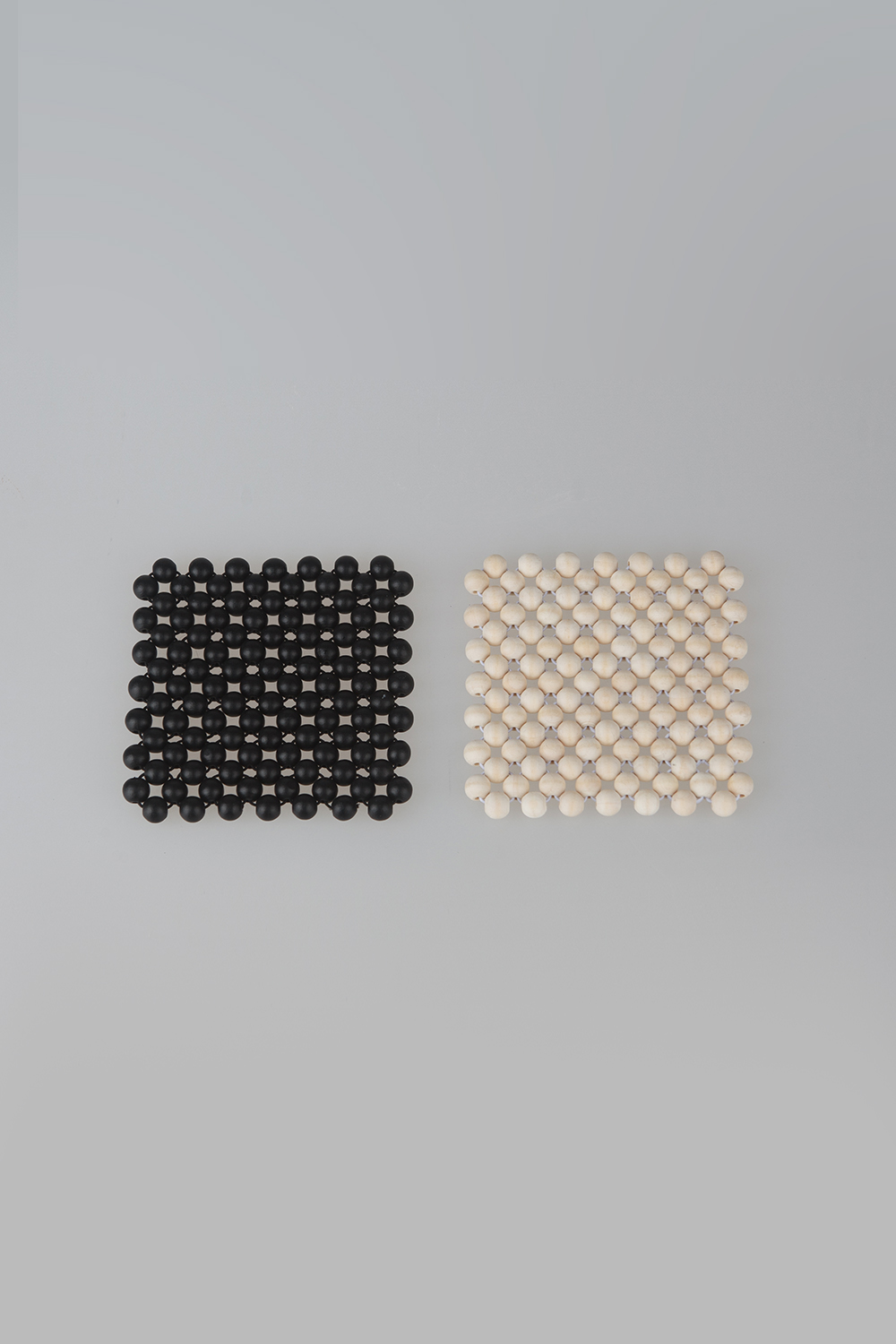 wooden place matt - black S