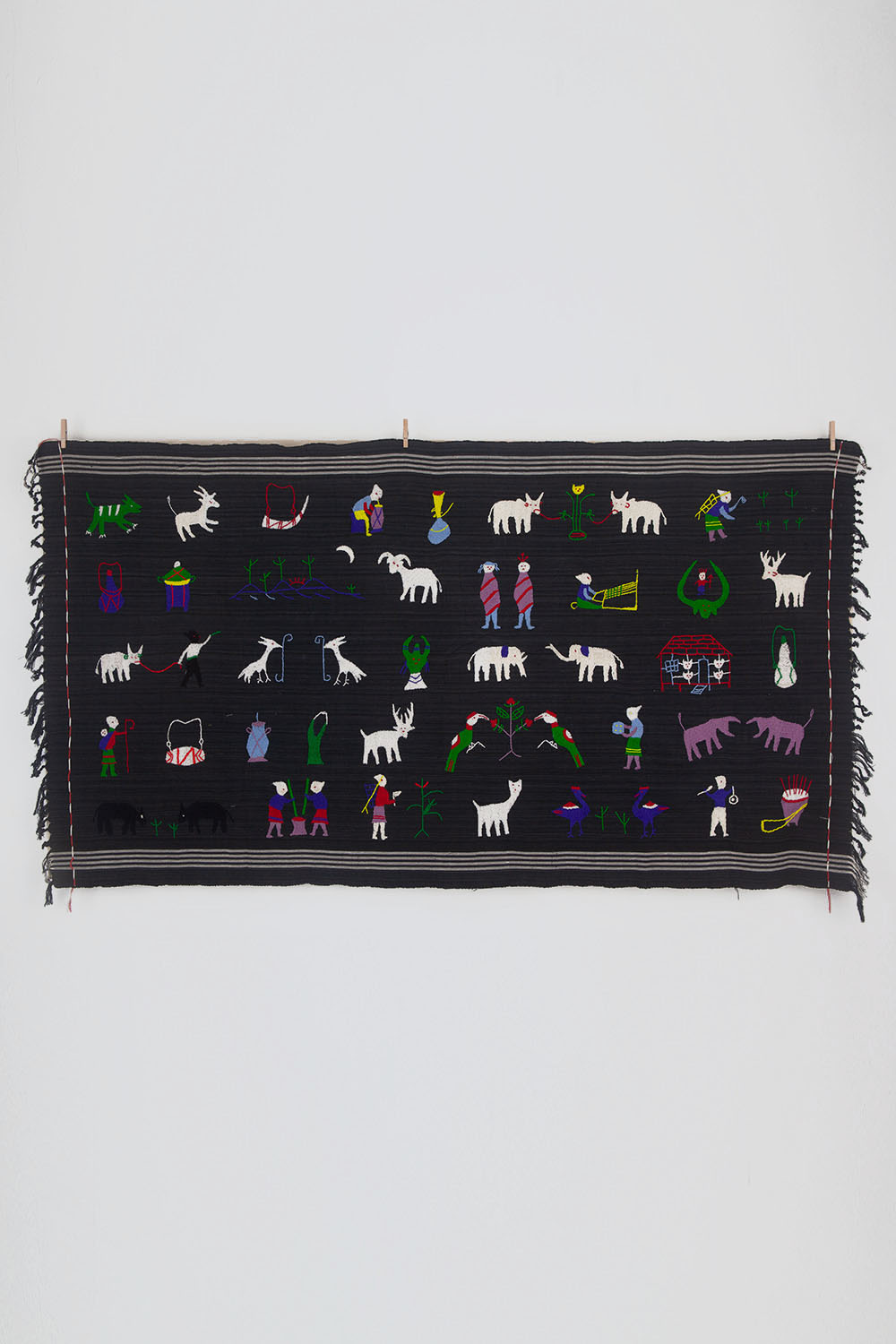 embroidery blanket - black