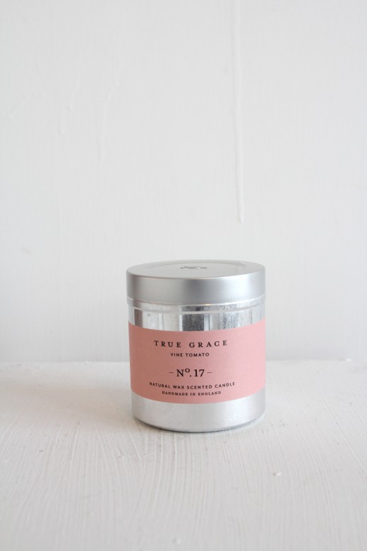 scent candle  - vine tomato