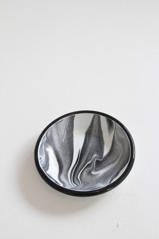 enamel dish small - marble