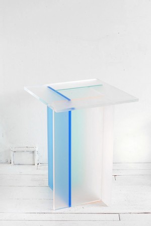 Aurora table - medium