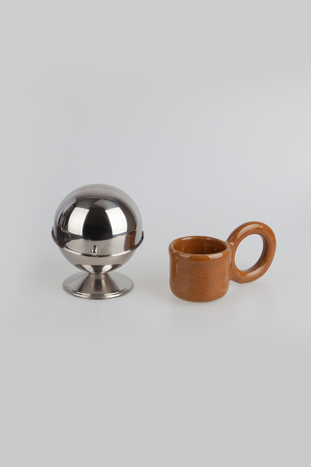steel globe sugar case