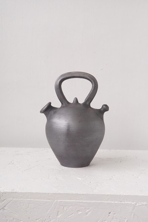 oval vase s-black
