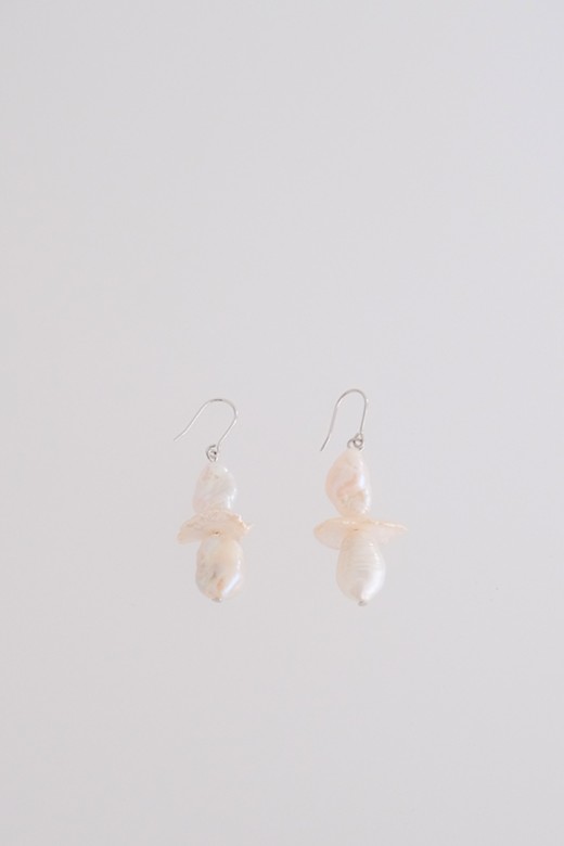 Pearl earrings