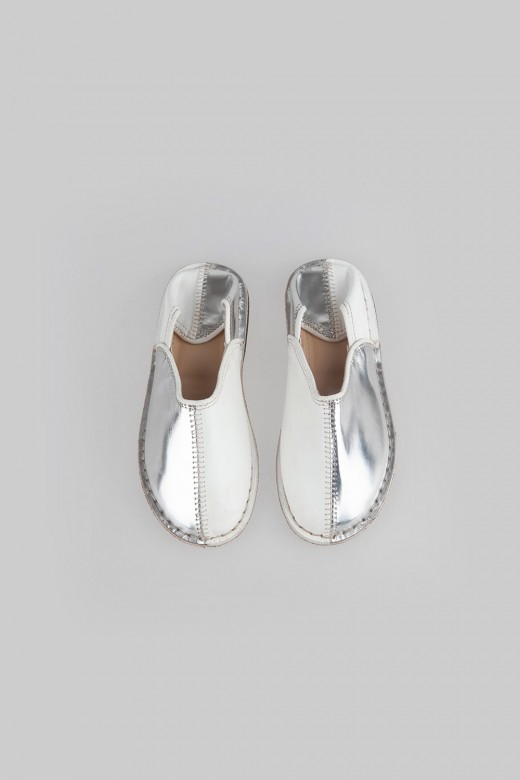half half slipper - silver & white