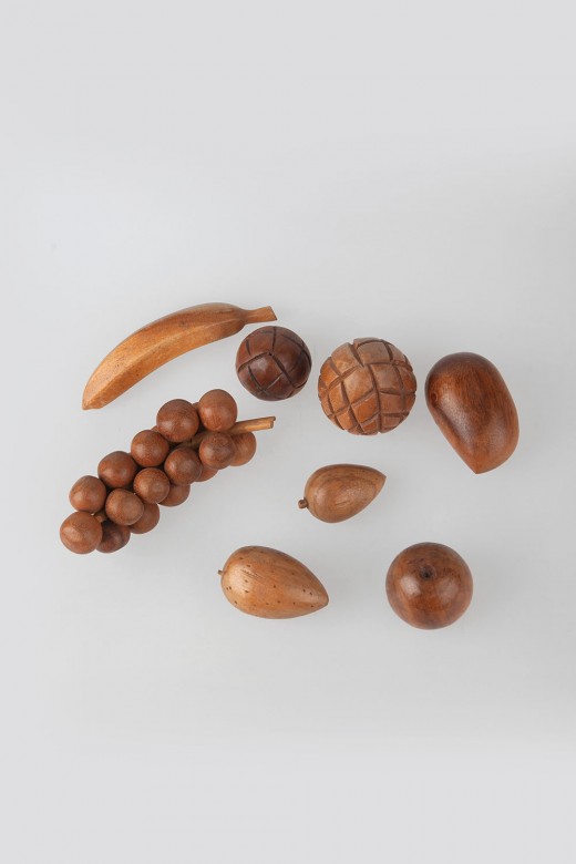 wooden fruit set