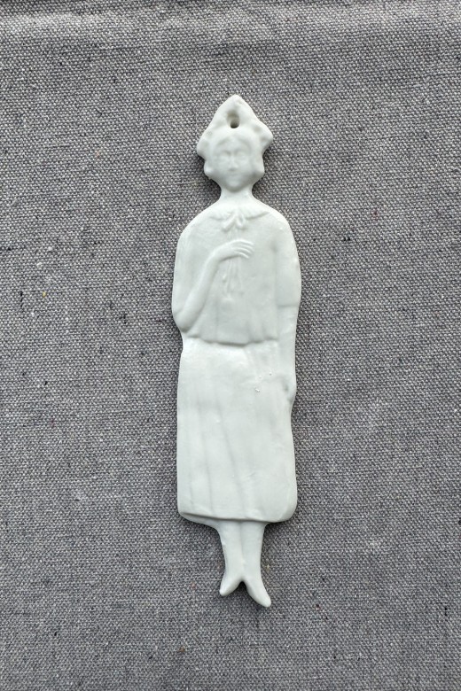 ceramic wall ornament - lady