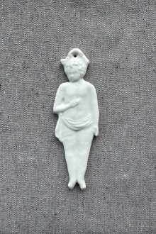 ceramic wall ornament - child