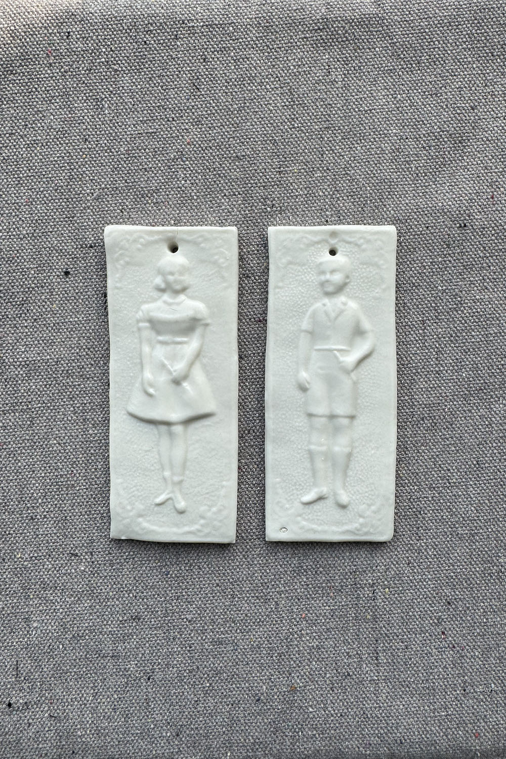 ceramic wall ornament - sq son