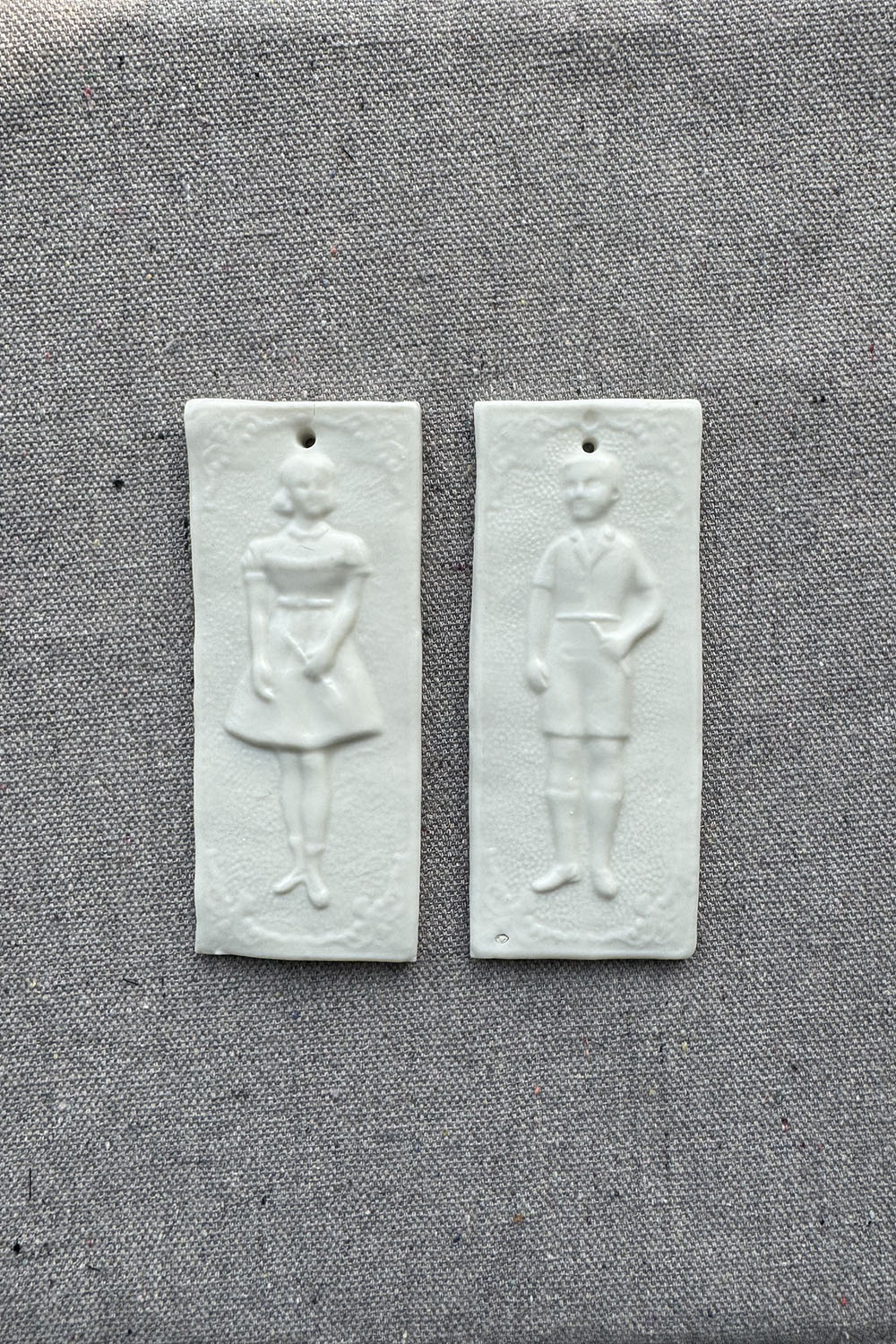 ceramic wall ornament - sq daughter