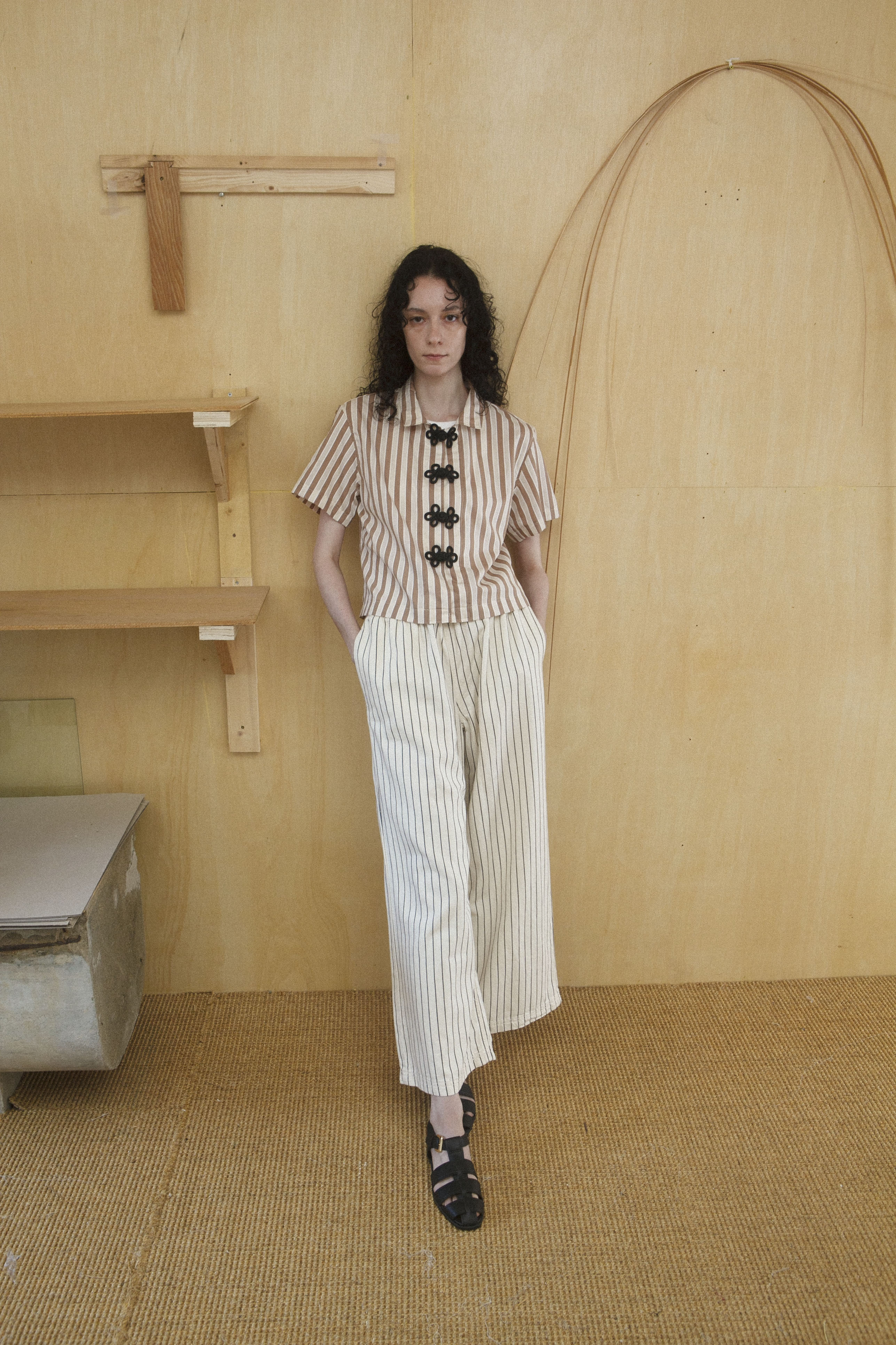 quinoa stripe knot shirts - brown