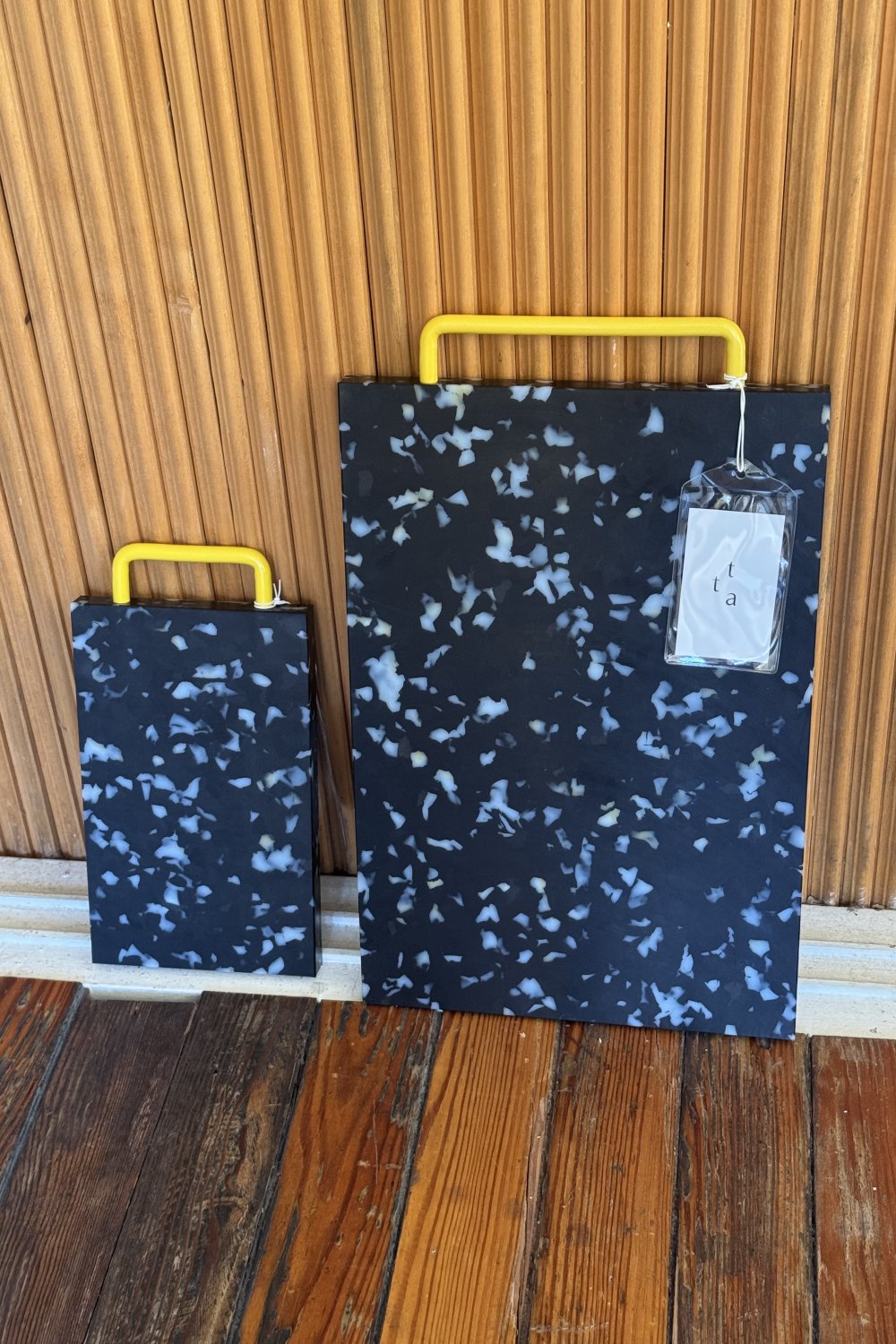 memphis cutting board - KL