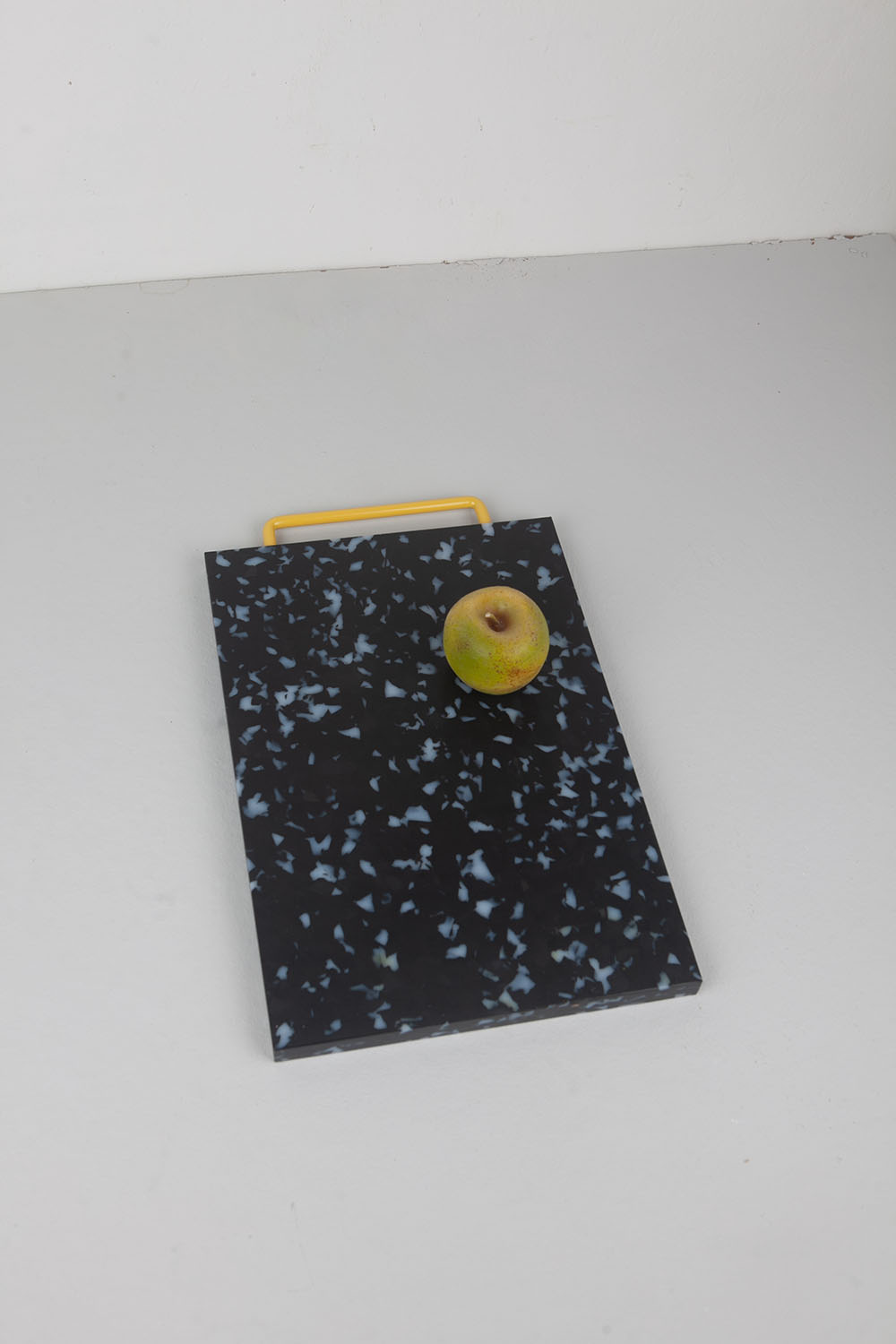 memphis cutting board - KL